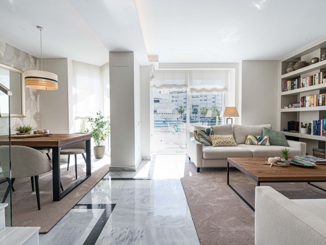 2 Bedrooms Apartment in Marbella