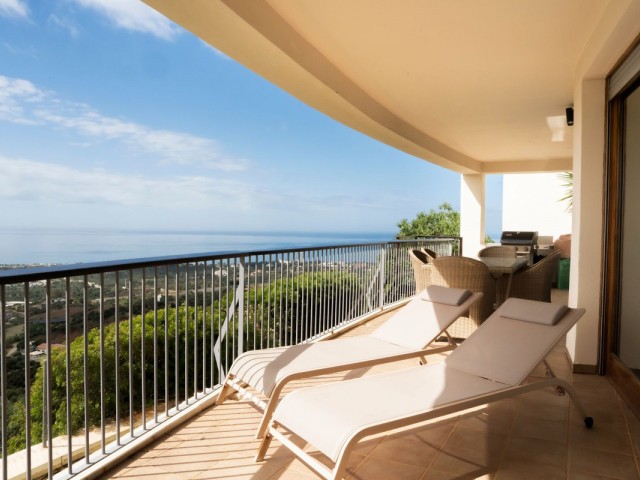 Apartment, Altos de los Monteros, R5384665