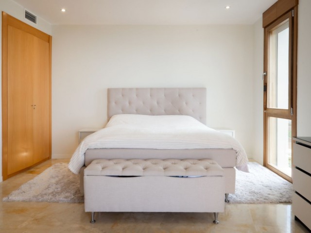Apartment, Altos de los Monteros, R5384665