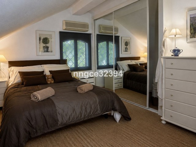 3 Bedrooms Townhouse in Nueva Andalucía