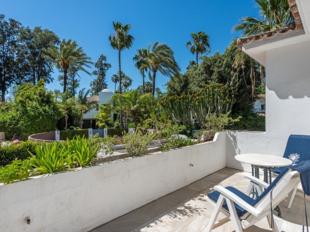 3 Bedrooms Villa in Nueva Andalucía