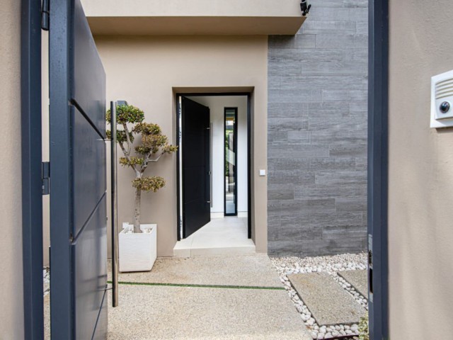 5 Bedrooms Villa in The Golden Mile