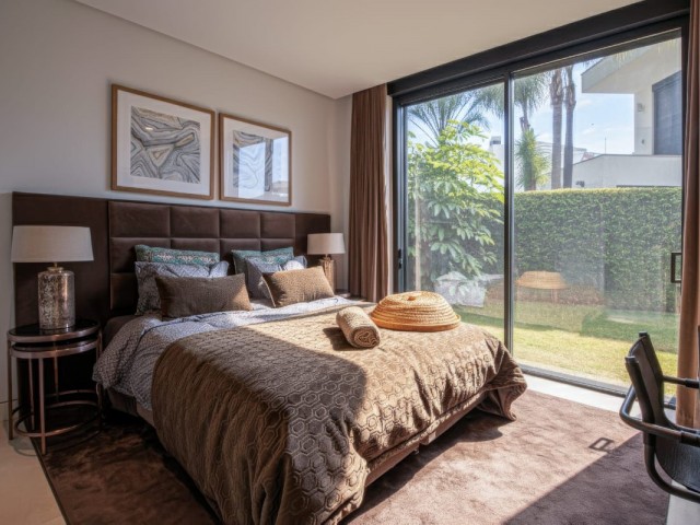 5 Bedrooms Villa in The Golden Mile
