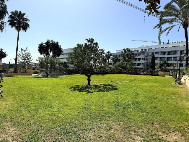 2 Bedrooms Apartment in San Pedro de Alcántara