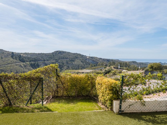 3 Bedrooms Apartment in Benahavís