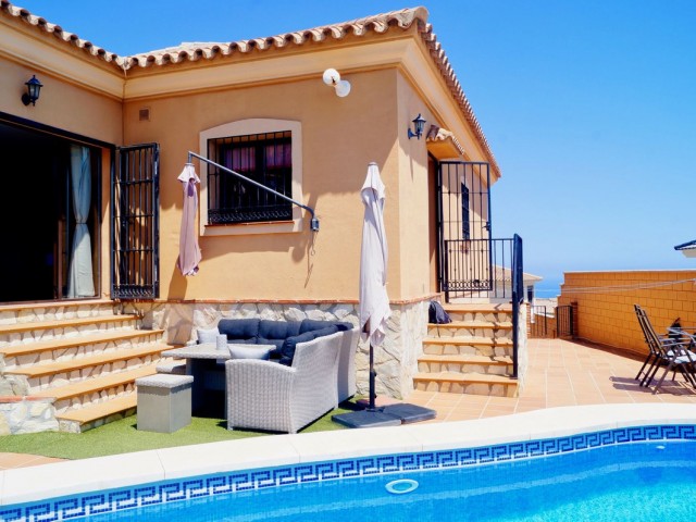 Villa avec 4 Chambres  à Benalmadena
