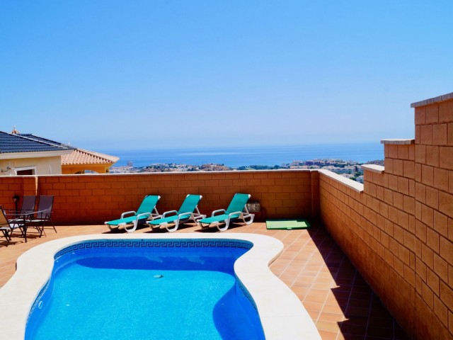 Villa avec 4 Chambres  à Benalmadena