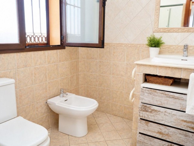 Villa avec 4 Chambres  à Benalmadena