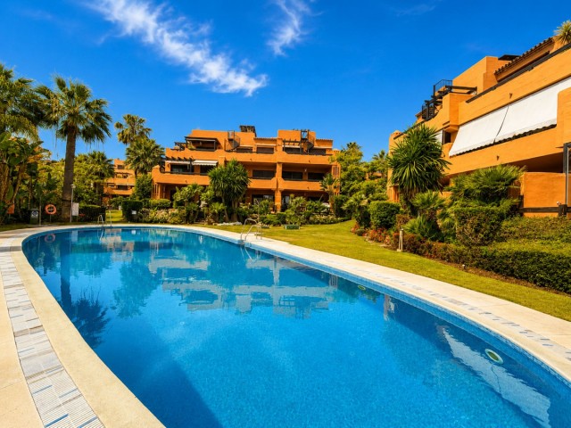 Appartement avec 2 Chambres  à Estepona
