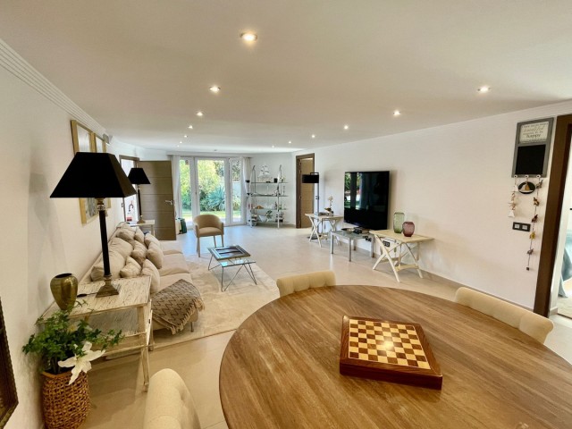 8 Bedrooms Villa in San Pedro de Alcántara