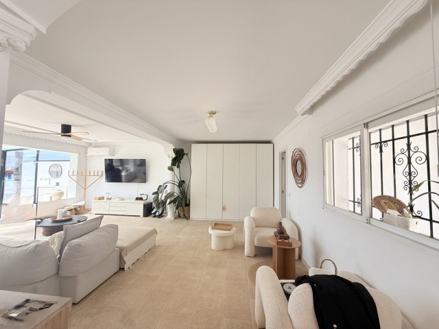 5 Bedrooms Villa in Nueva Andalucía