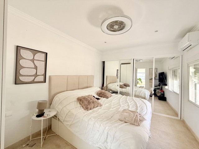 5 Bedrooms Villa in Nueva Andalucía