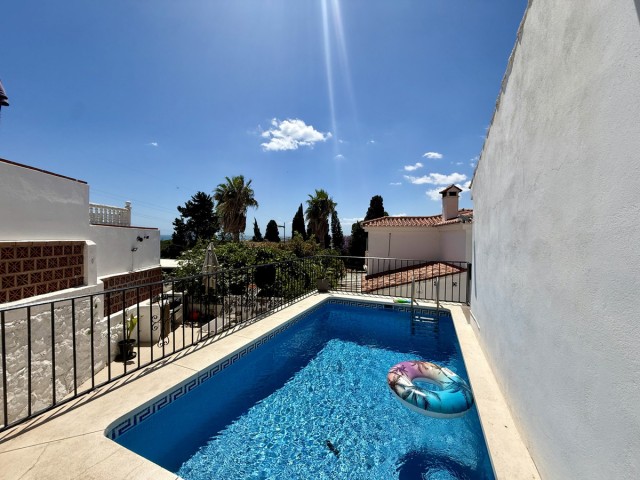 5 Bedrooms Villa in Nueva Andalucía
