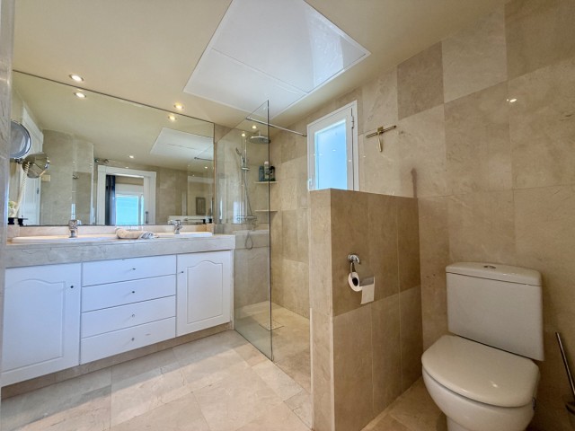 Appartement avec 2 Chambres  à Estepona