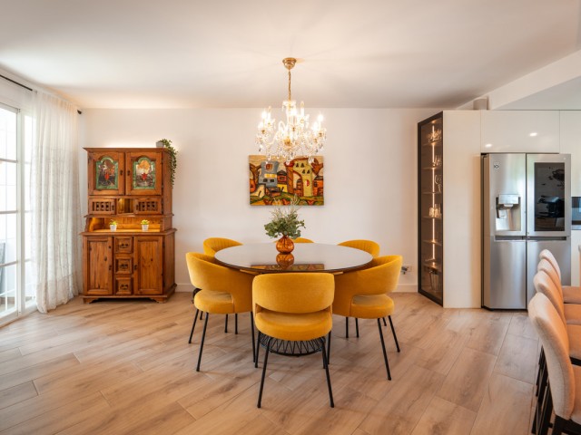 4 Bedrooms Townhouse in Nueva Andalucía
