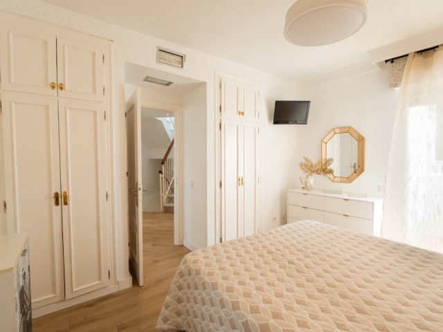 4 Bedrooms Townhouse in Nueva Andalucía