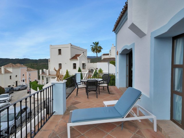 Maison mitoyenne avec 3 Chambres  à Benahavís