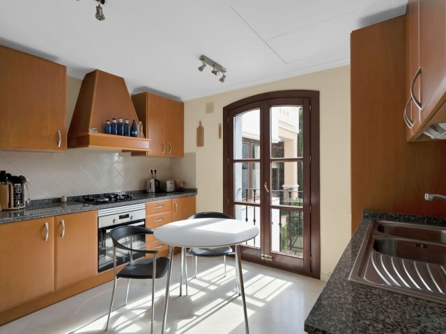 Maison mitoyenne avec 3 Chambres  à Benahavís