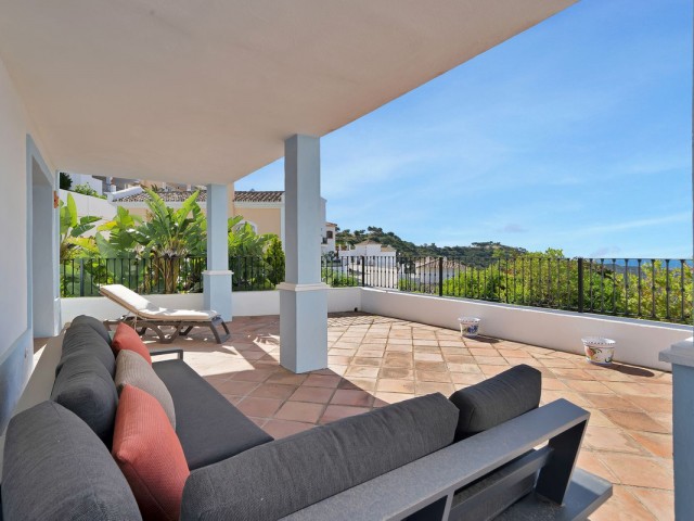 Maison mitoyenne avec 3 Chambres  à Benahavís