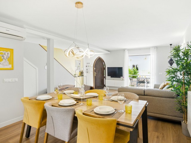 3 Bedrooms Townhouse in Nueva Andalucía