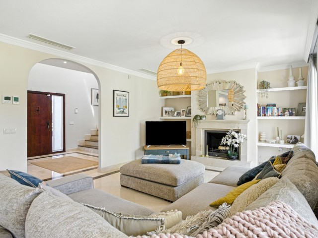 Villa avec 3 Chambres  à Estepona