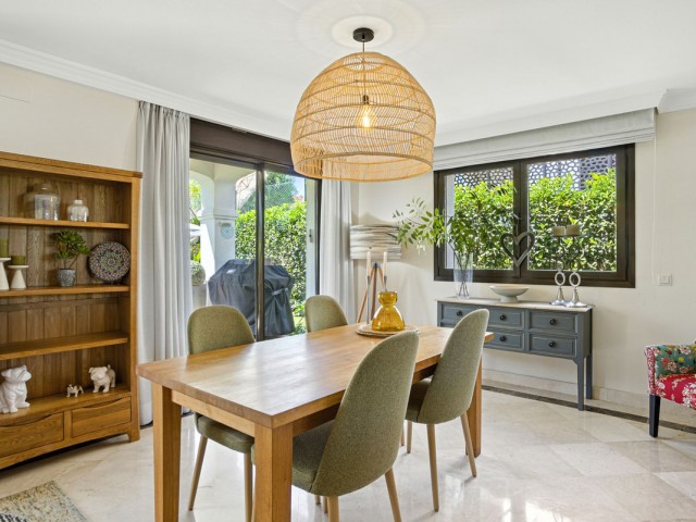 Villa avec 3 Chambres  à Estepona