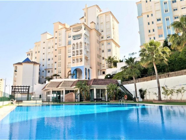 Penthouse avec 3 Chambres  à Estepona