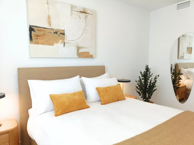 Appartement avec 3 Chambres  à Estepona