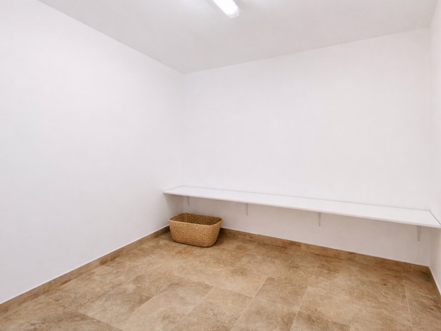 2 Bedrooms Apartment in Nueva Andalucía