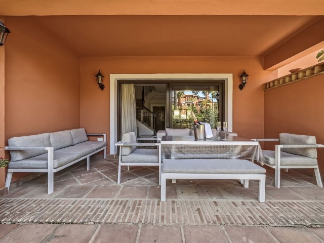 2 Slaapkamer Rijtjeshuis in Bahía de Marbella