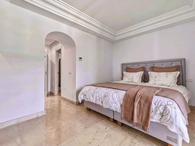 2 Slaapkamer Rijtjeshuis in Bahía de Marbella