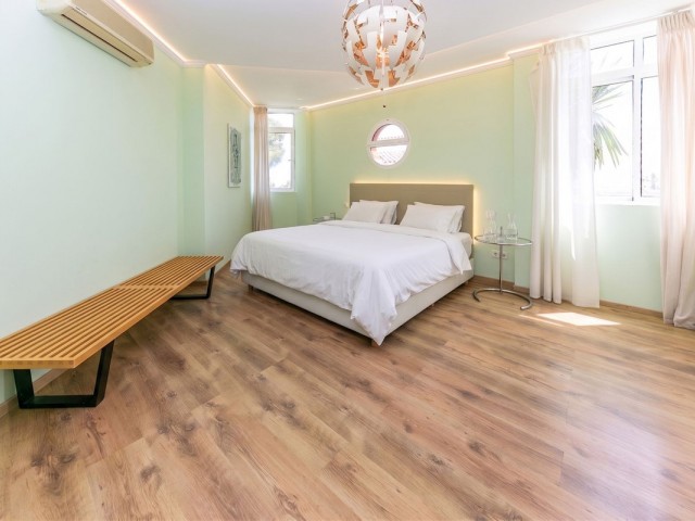 Villa avec 5 Chambres  à Mijas