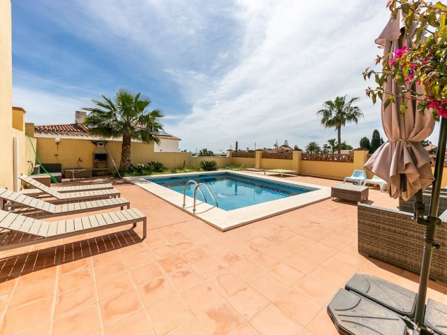 Villa avec 5 Chambres  à Mijas