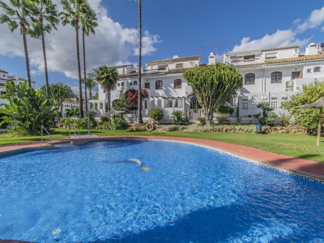 2 Bedrooms Townhouse in Atalaya
