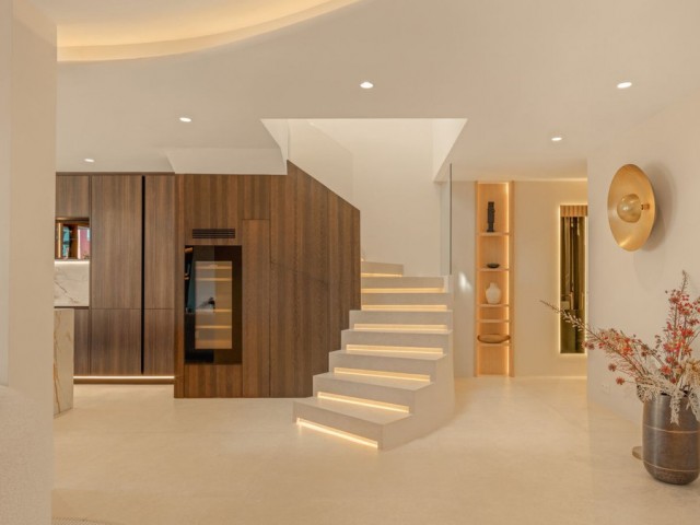 Appartement avec 3 Chambres  à Estepona