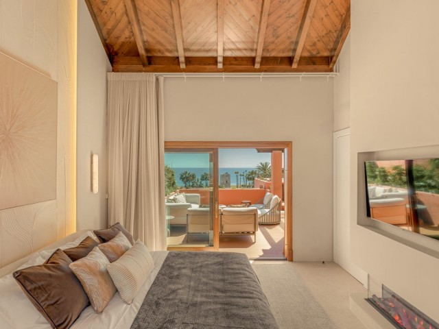 Appartement avec 3 Chambres  à Estepona