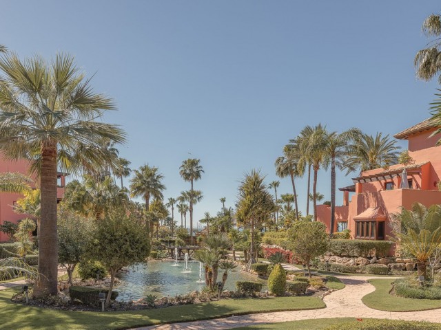 Appartement avec 3 Chambres  à Estepona