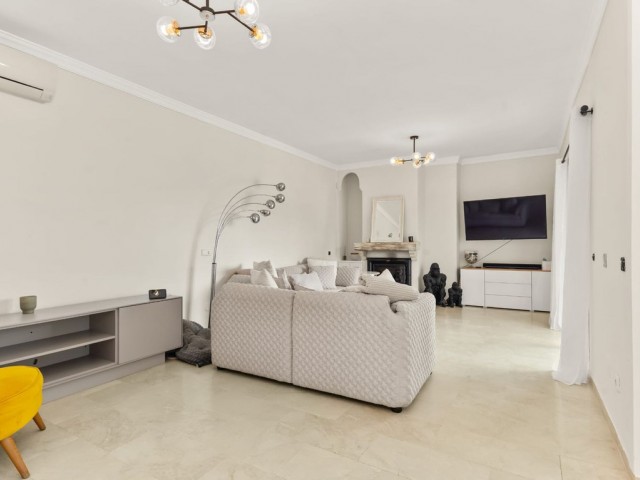 Villa avec 3 Chambres  à Estepona