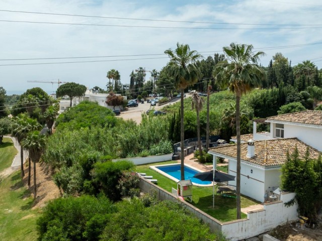Villa avec 3 Chambres  à Estepona