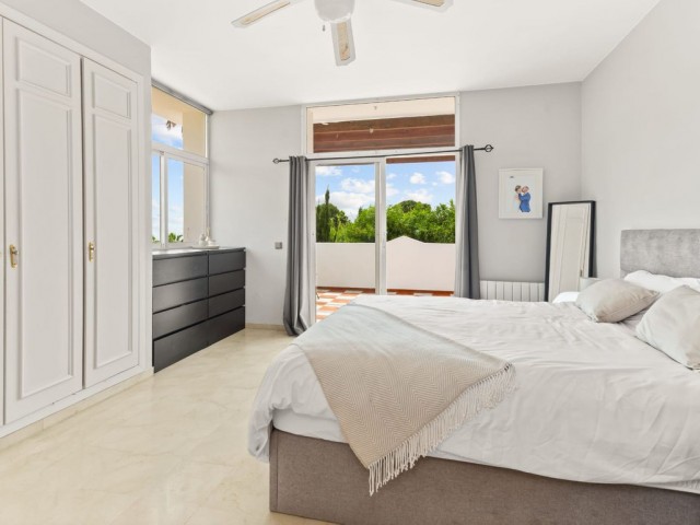 3 Bedrooms Villa in Estepona