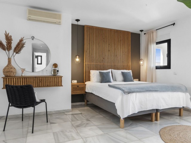 6 Bedrooms Villa in Nueva Andalucía
