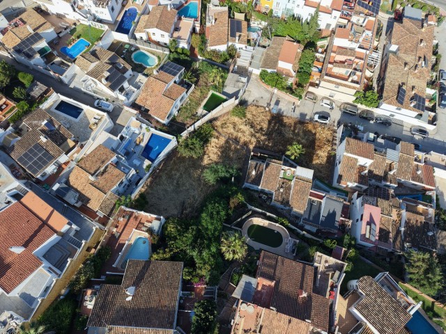  Plot in Fuengirola