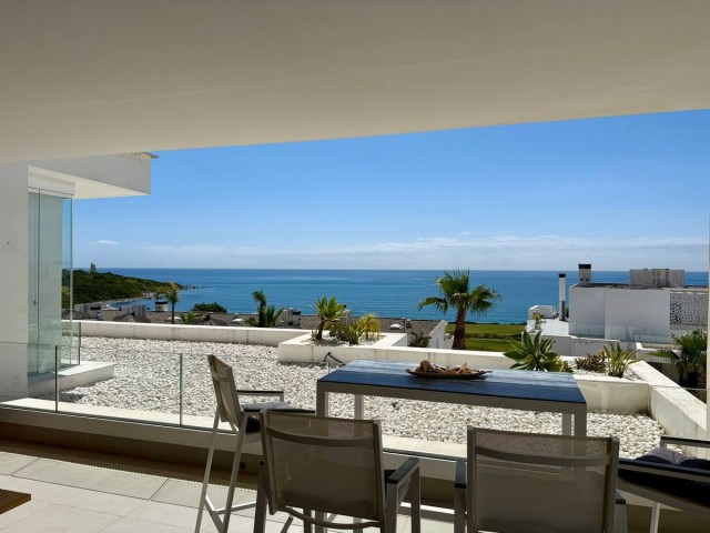 2 Bedrooms Apartment in La Alcaidesa
