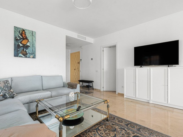 2 Bedrooms Apartment in Nueva Andalucía