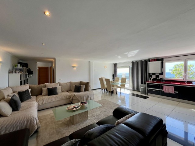 Villa avec 5 Chambres  à El Chaparral