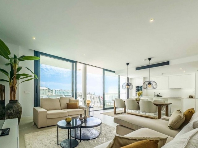 2 Bedrooms Apartment in Fuengirola