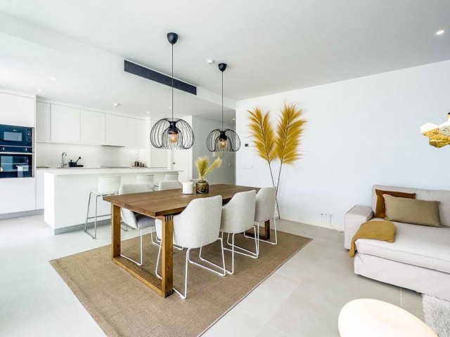2 Bedrooms Apartment in Fuengirola