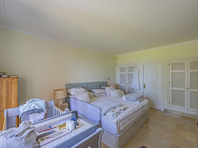 Apartamento con 3 Dormitorios  en La Mairena