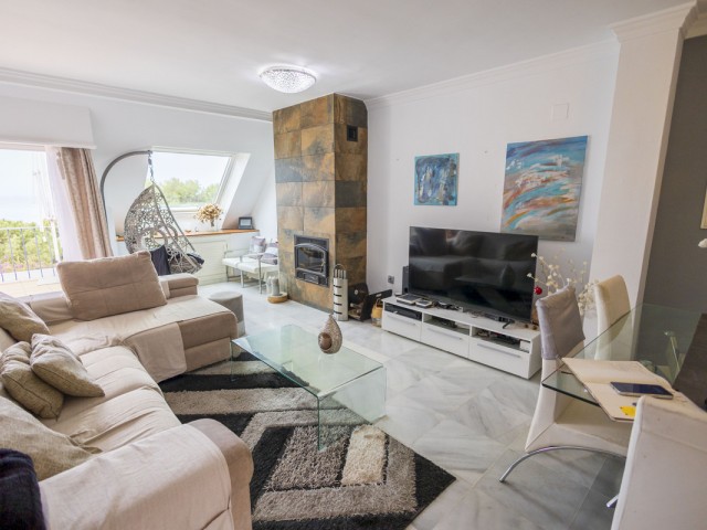 3 Bedrooms Townhouse in Estepona