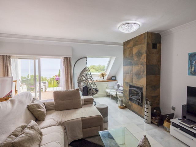 Maison mitoyenne avec 3 Chambres  à Estepona